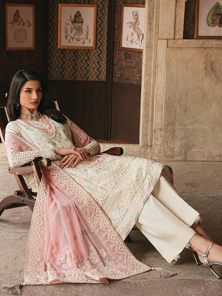 Noirea | MAISONE LUXURY LAWN | GULAAL