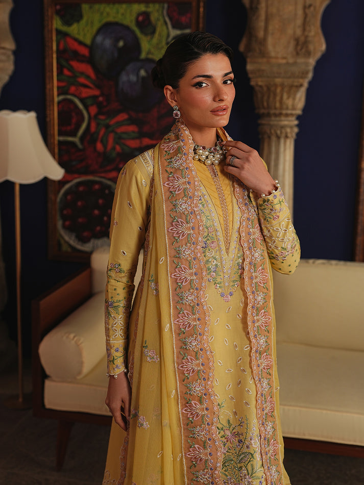 Sorayae | MAISONE LUXURY LAWN | GULAAL