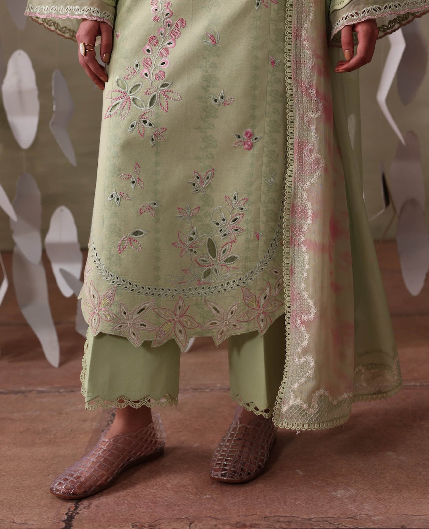 Lilia | basics-vol-1-26 | republicwomenswear