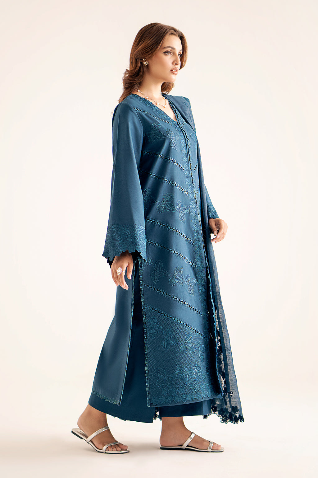 Serene Chic || Basic Pret || Afrozeh in UK USA UAE online kapraye.com