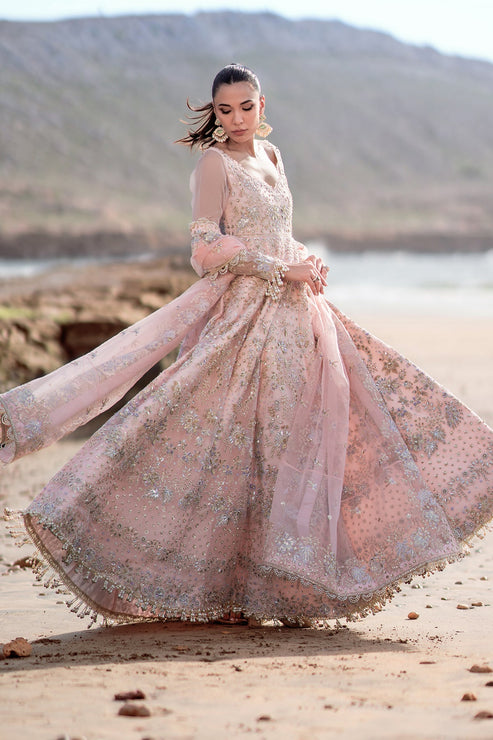 AMOUR | REVEUSE Wedding Formals | EMAAN ADEEL