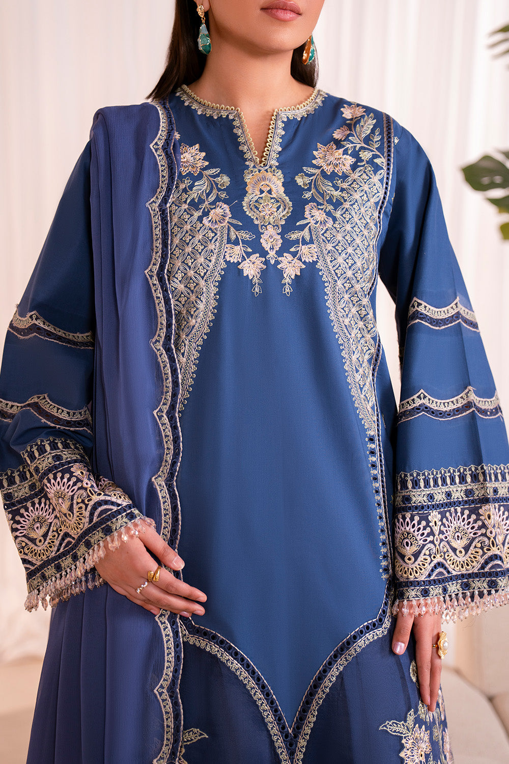JULIETTE - MSU0679 | bloom-poise-edit-01 | maryumnmaria