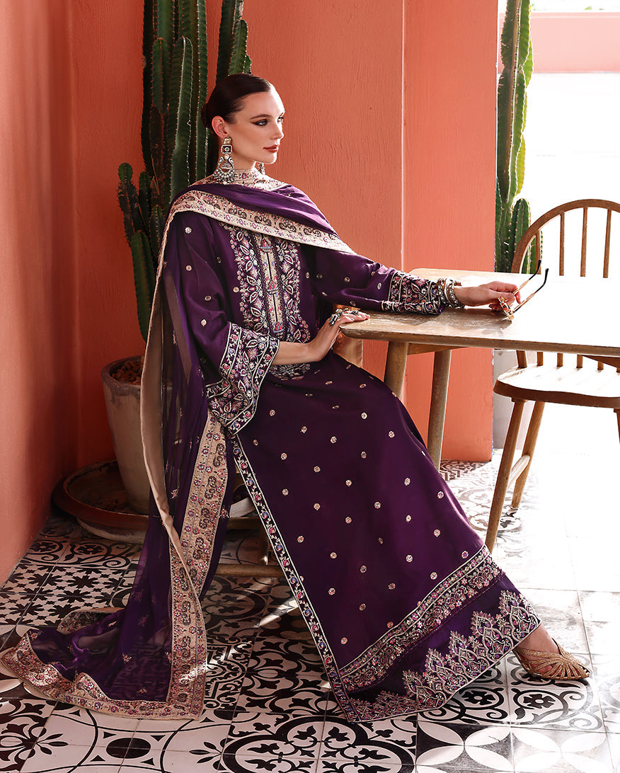 Minerva | NUVERA UNSTITCHED RAW SILK | MUSHQ