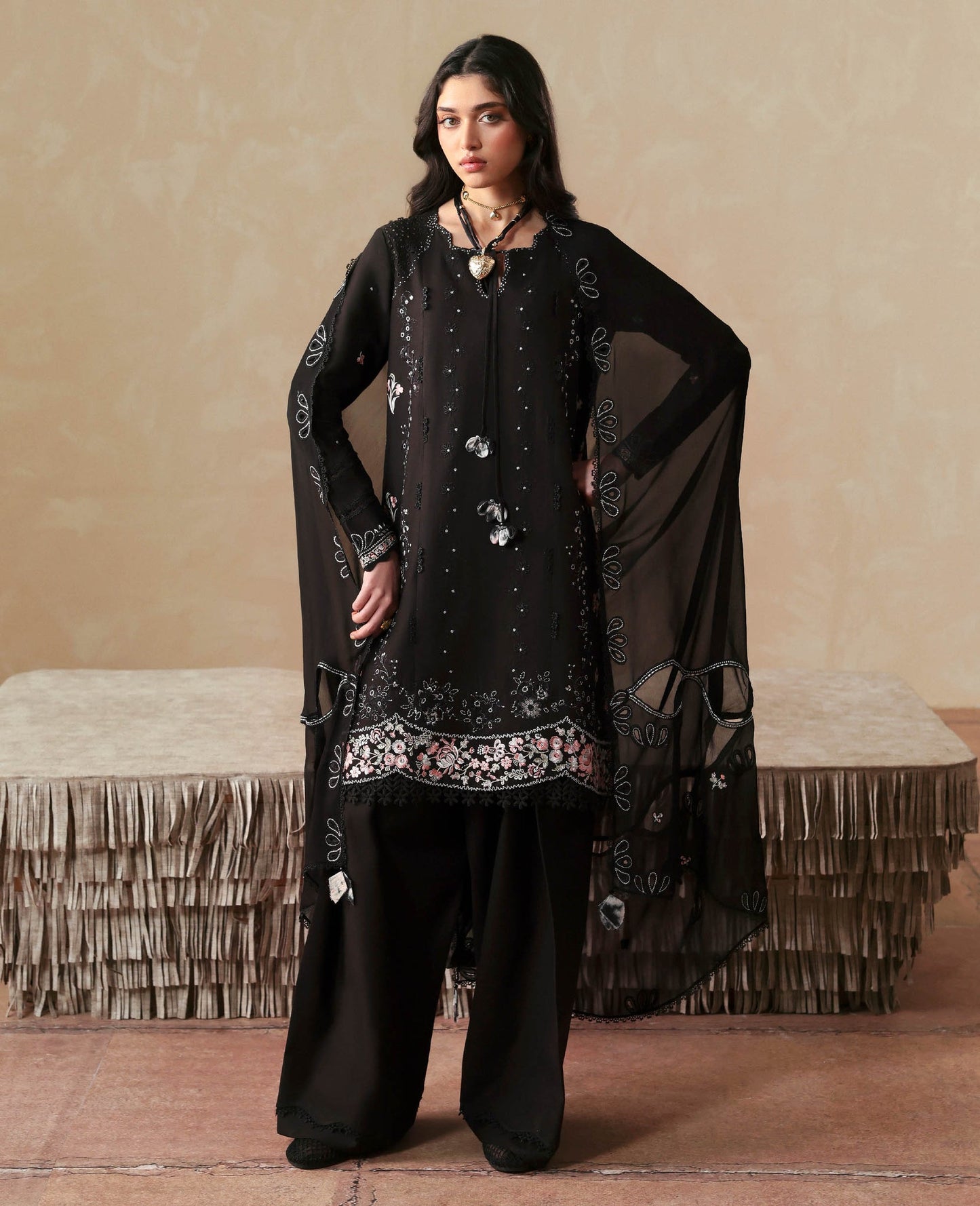 Nera | basics-vol-1-26 | republicwomenswear