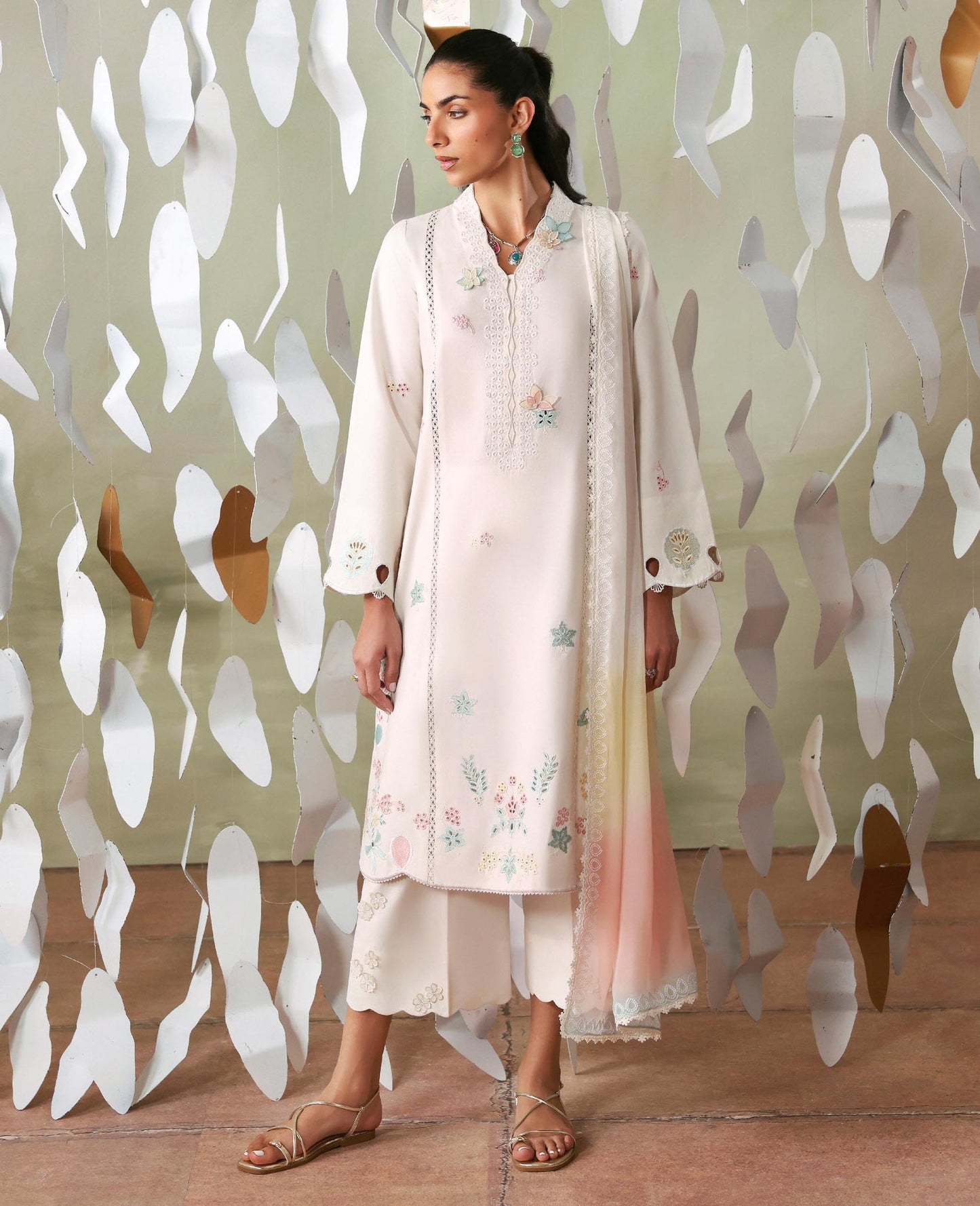 Neve | basics-vol-1-26 | republicwomenswear