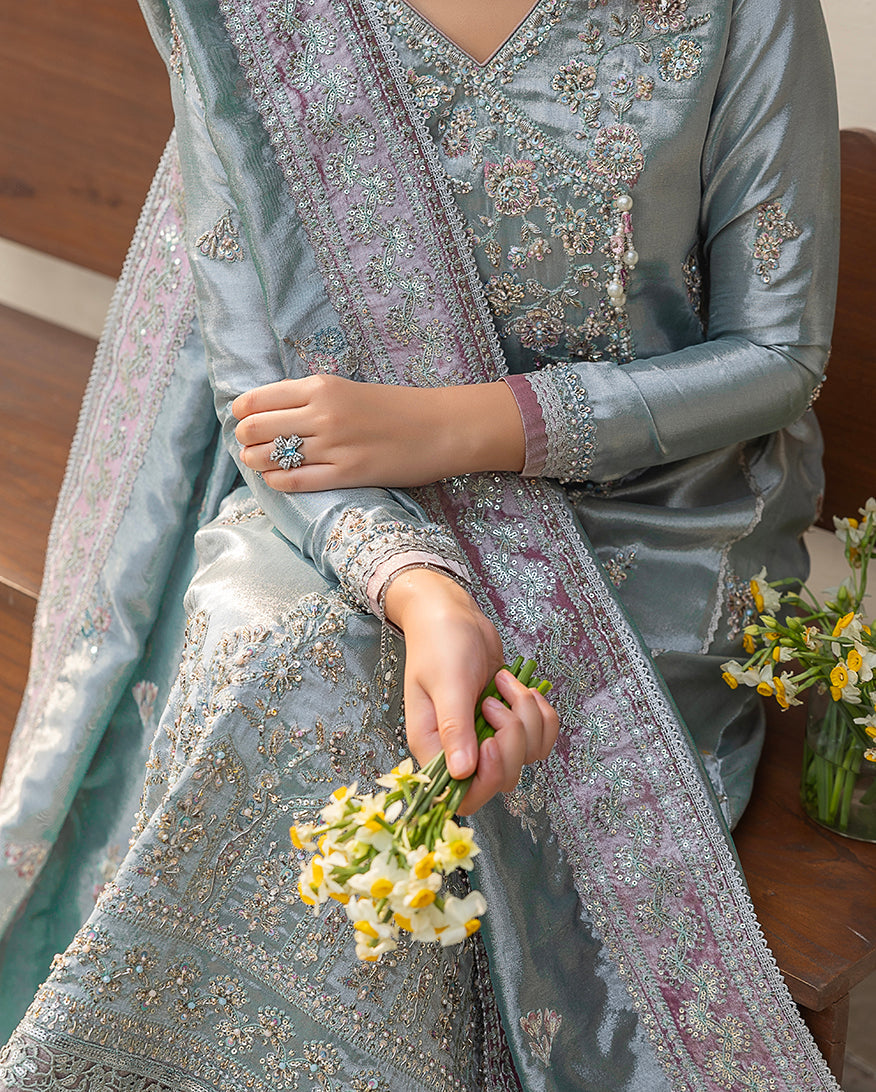 Nissa || SUNEHRI || MUSHQ