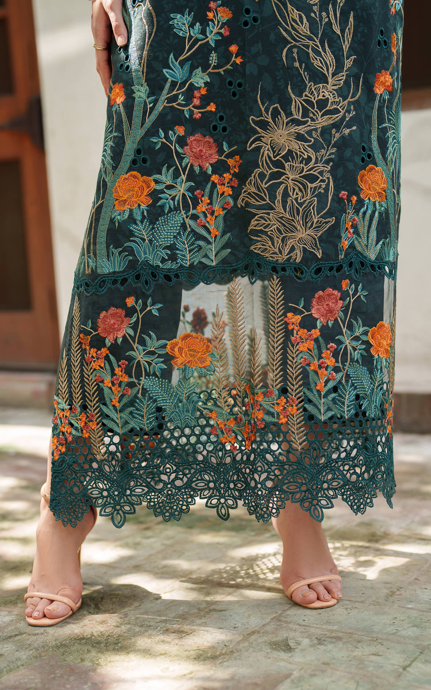 Nora LWC25-01 | PASHMINA LUXE | ASIFA N NABEEL