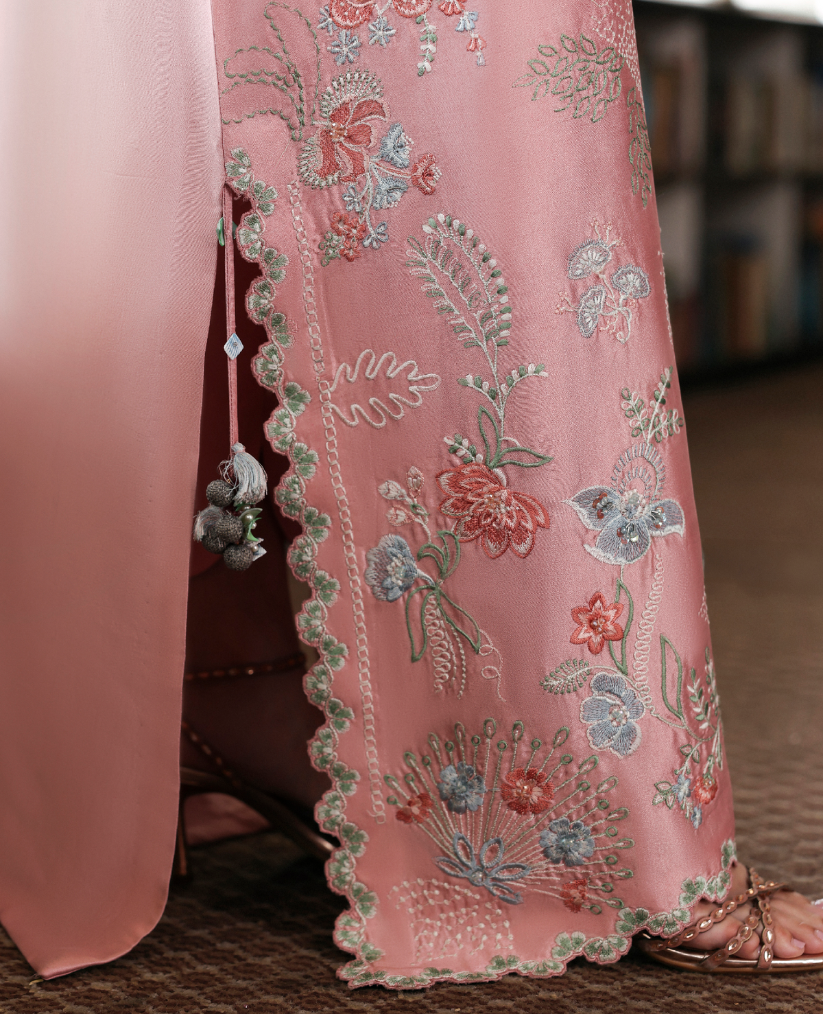 Rose Kaftan | PREMIUM PRET 26 | REPUBLIC WOMENSWEAR