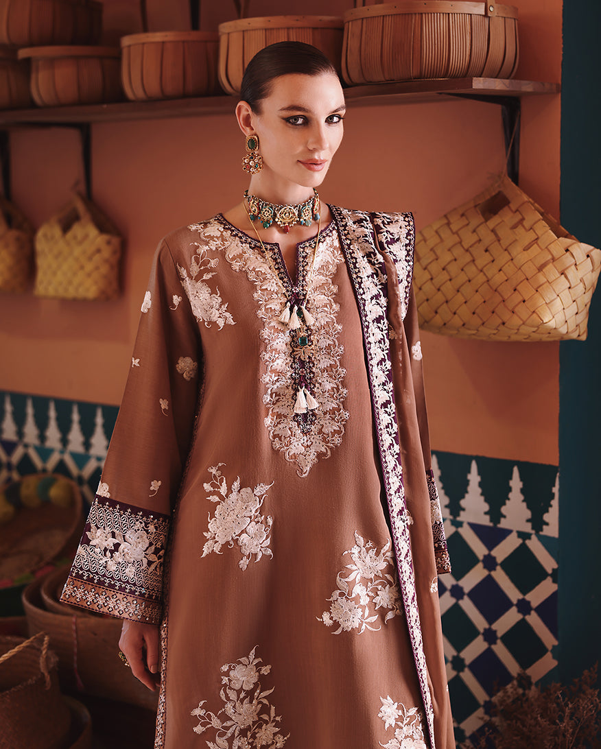 Sally | NUVERA UNSTITCHED RAW SILK | MUSHQ