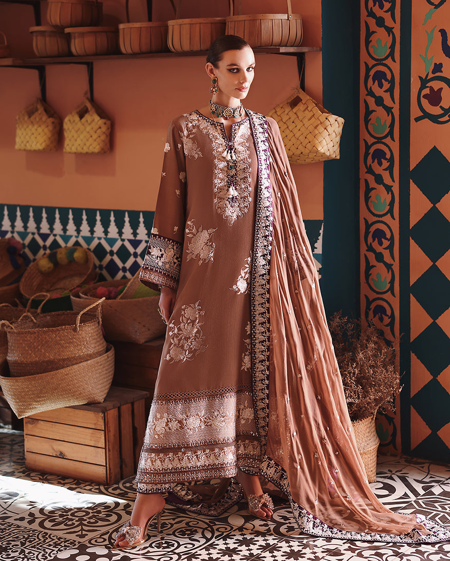 Sally | NUVERA UNSTITCHED RAW SILK | MUSHQ
