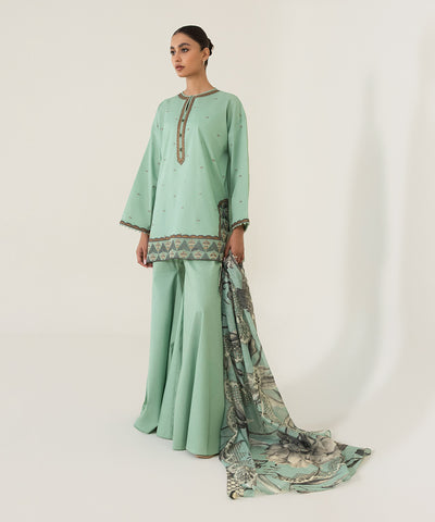 3 PIECE - EMBROIDERED TEXTURED LAWN SUIT | SIGNATURE LAWN VOL 4 | SAPPHIRE in UK USA UAE online kapraye.com