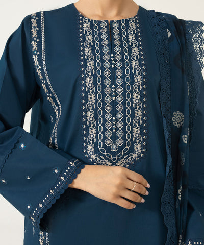 3 PIECE - EMBROIDERED TEXTURED LAWN SUIT | SIGNATURE LAWN VOL 4 | SAPPHIRE in UK USA UAE online kapraye.com