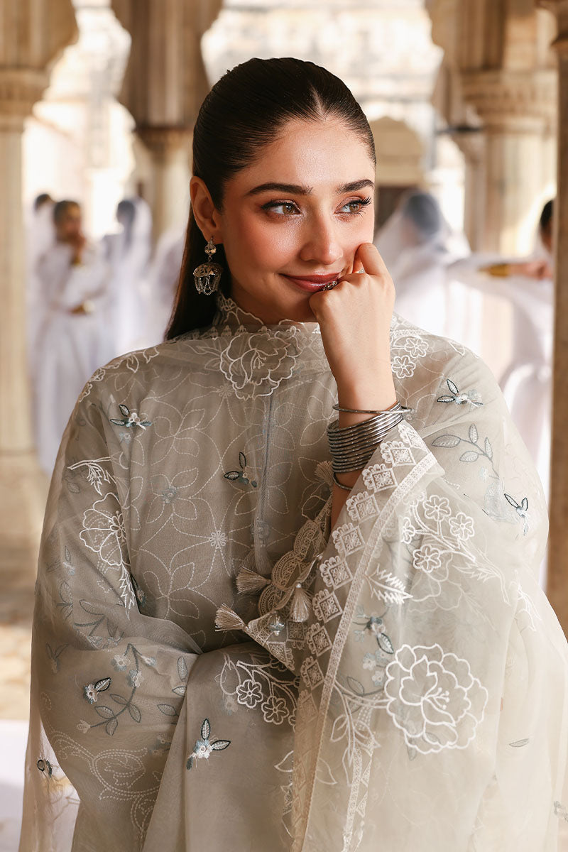 SUMMER BREEZE-3PC EMBROIDERED LAWN SUIT | EID LAWN '26 | CROSS STITCH