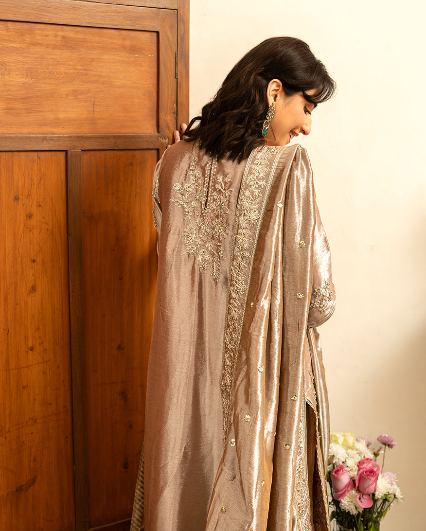 Uswah || SUNEHRI || MUSHQ