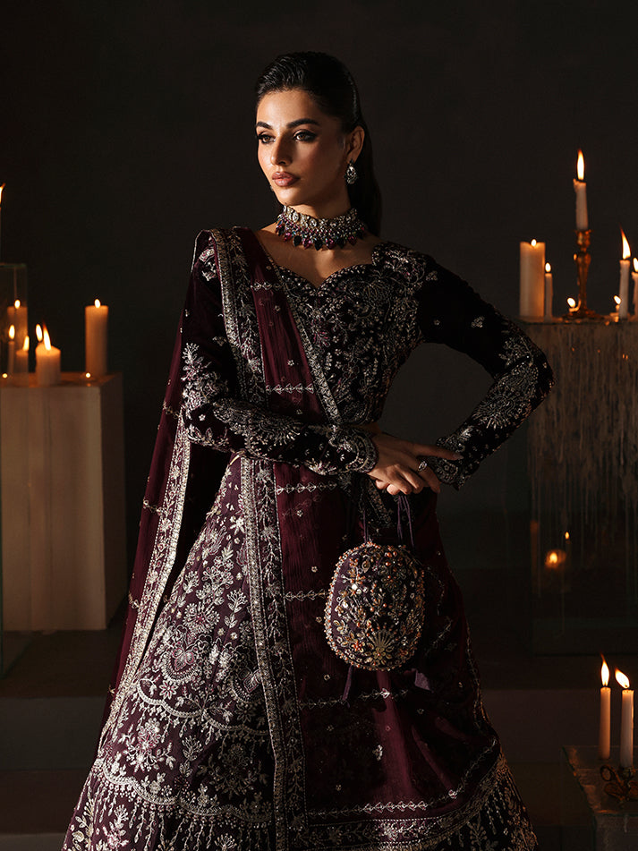 CALIRA | MARAIS UNSTITCHED VELVETS FORMALS | GULAAL