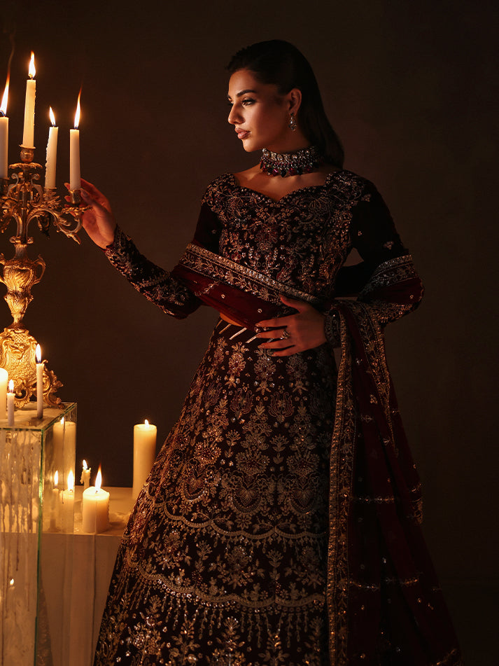 CALIRA | MARAIS UNSTITCHED VELVETS FORMALS | GULAAL