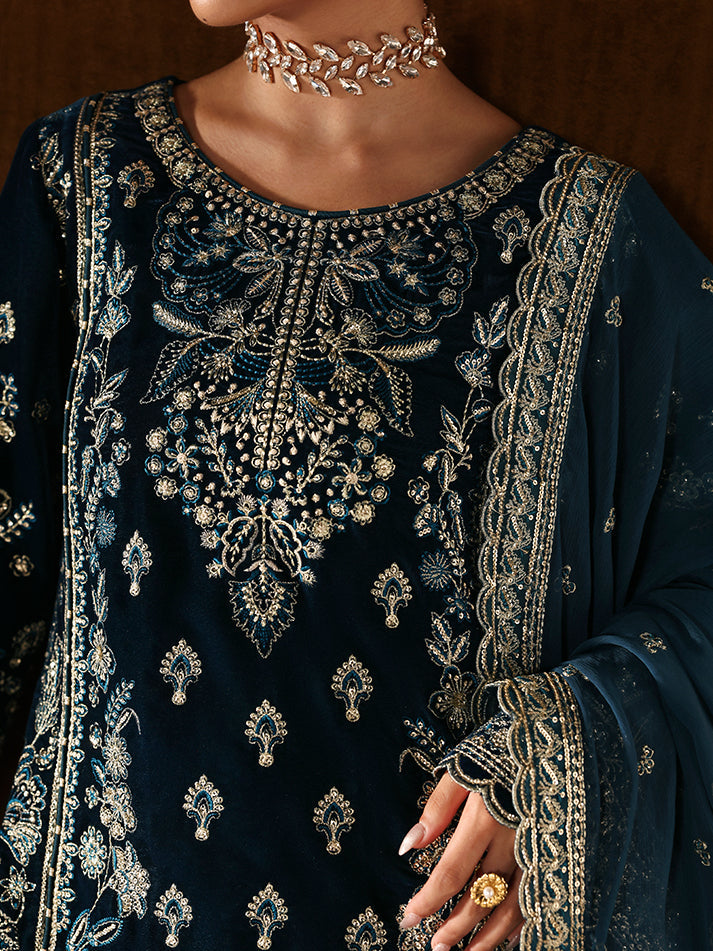 MORENA | MARAIS UNSTITCHED VELVETS FORMALS | GULAAL