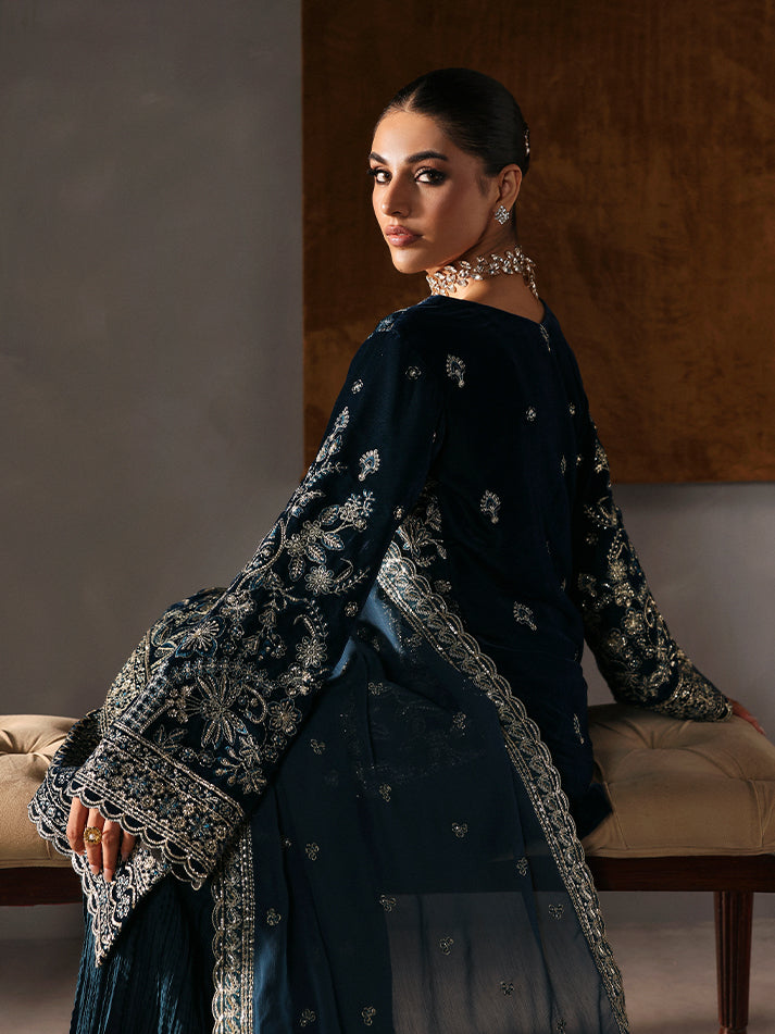 MORENA | MARAIS UNSTITCHED VELVETS FORMALS | GULAAL