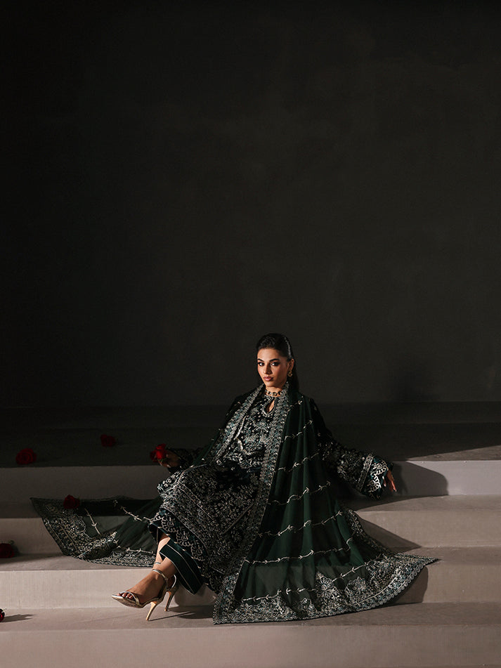 EVANA | MARAIS UNSTITCHED VELVETS FORMALS | GULAAL