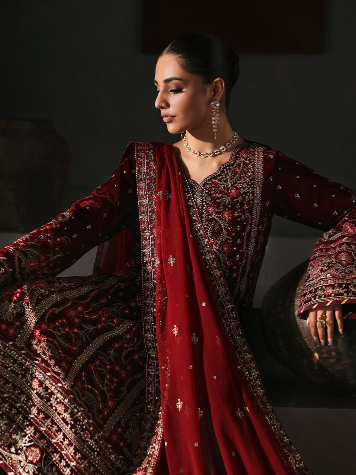VELA | MARAIS UNSTITCHED VELVETS FORMALS | GULAAL
