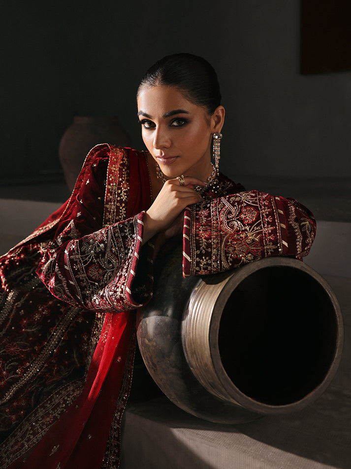 VELA | MARAIS UNSTITCHED VELVETS FORMALS | GULAAL