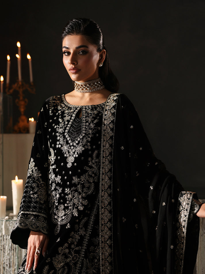 ECLISSA | MARAIS UNSTITCHED VELVETS FORMALS | GULAAL