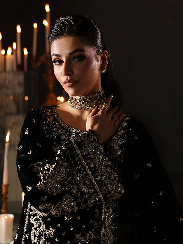 ECLISSA | MARAIS UNSTITCHED VELVETS FORMALS | GULAAL