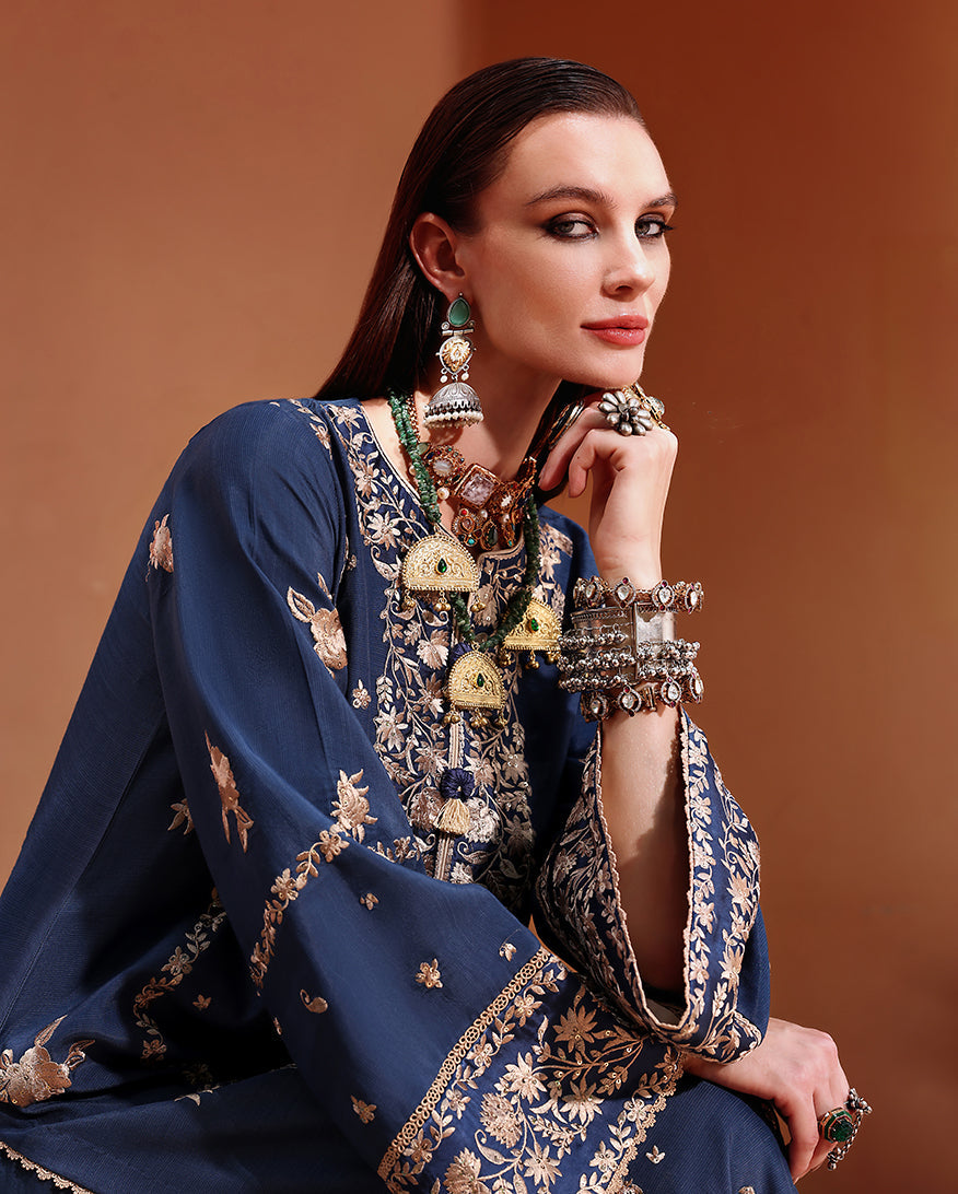 Vivian | NUVERA UNSTITCHED RAW SILK | MUSHQ