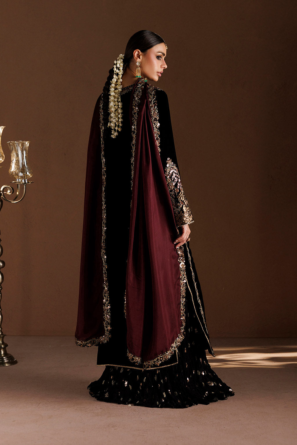 IV-84 Embroidered Velvet | VELVET 26 | IZNIK