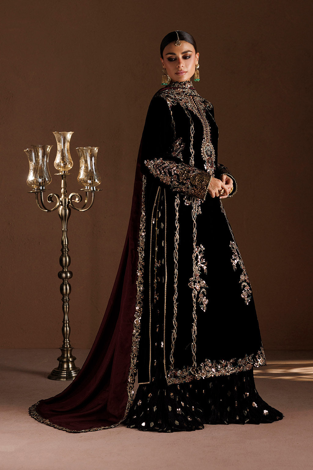 IV-84 Embroidered Velvet | VELVET 26 | IZNIK