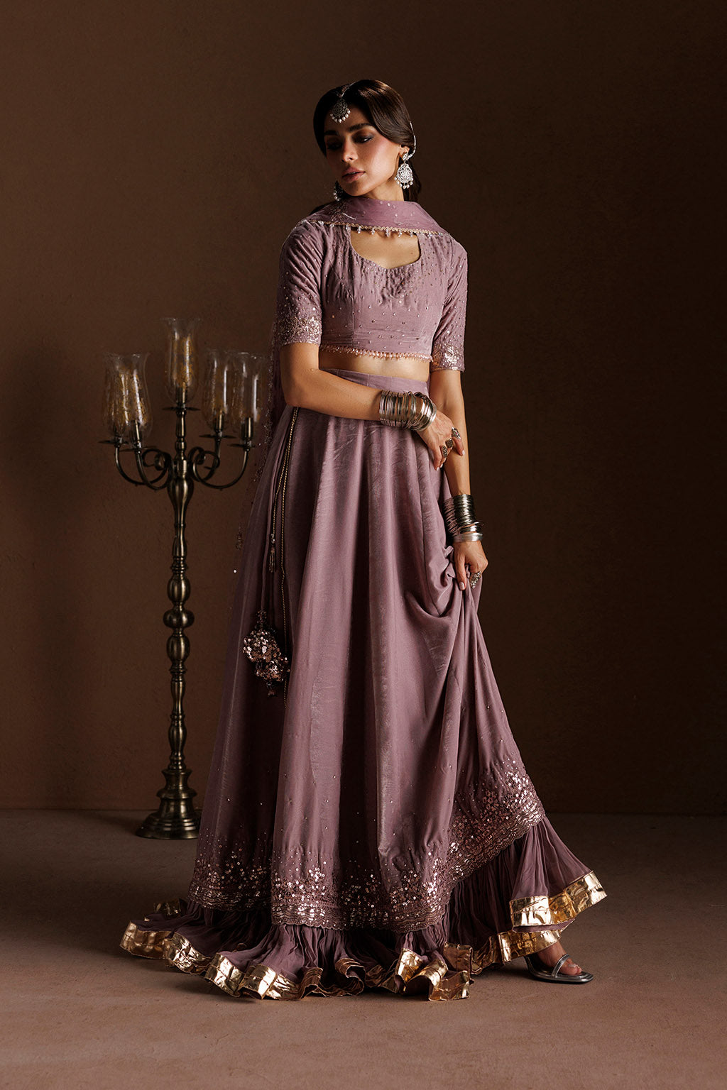 IV-82 Embroidered Velvet | VELVET 26 | IZNIK