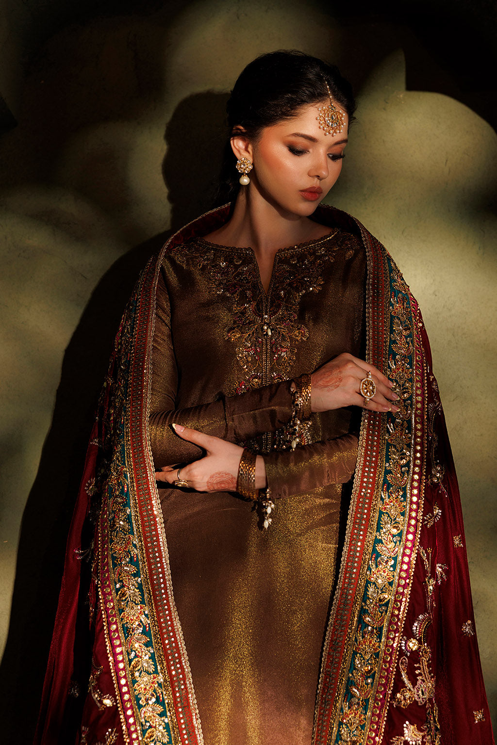 IV-83 Dyed Cosmos Silk | VELVET 26 | IZNIK