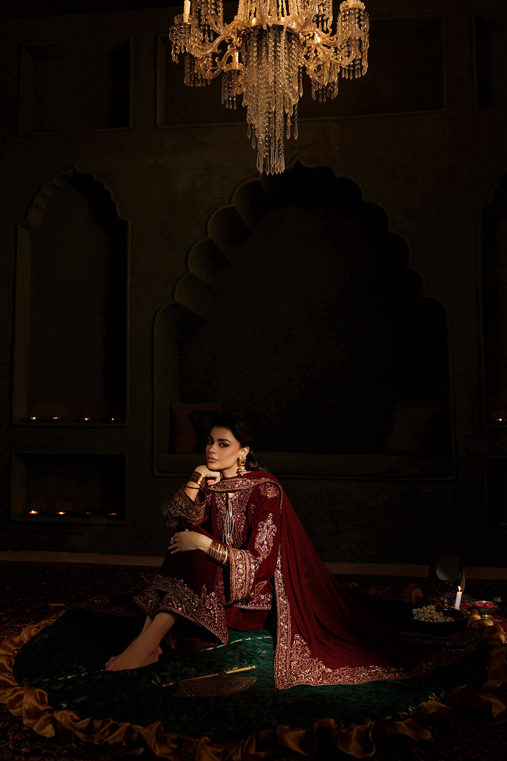 IV-86 Embroidered Velvet | VELVET 26 | IZNIK
