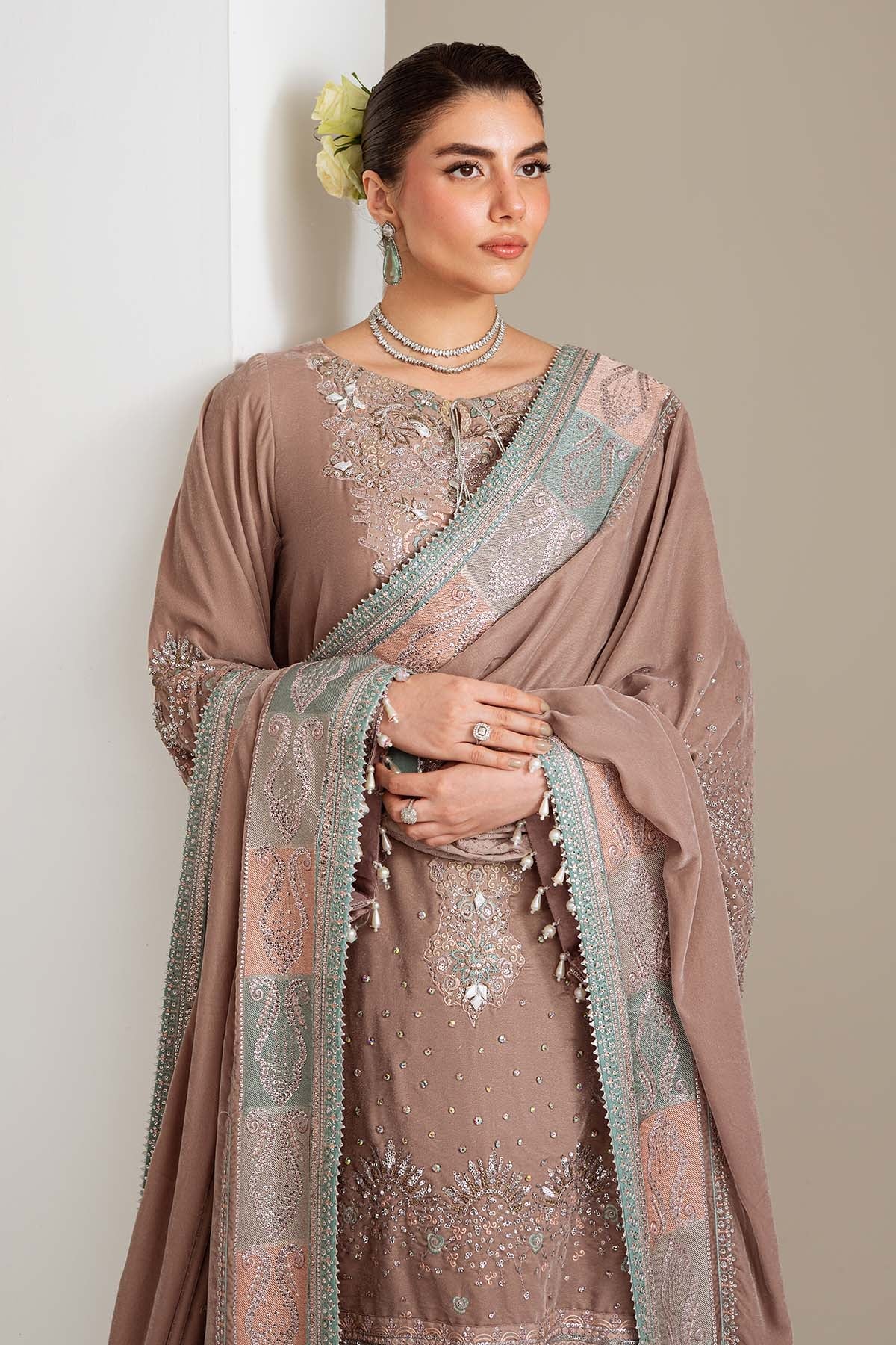 NW-112 | MAYA VELVET | NUREH