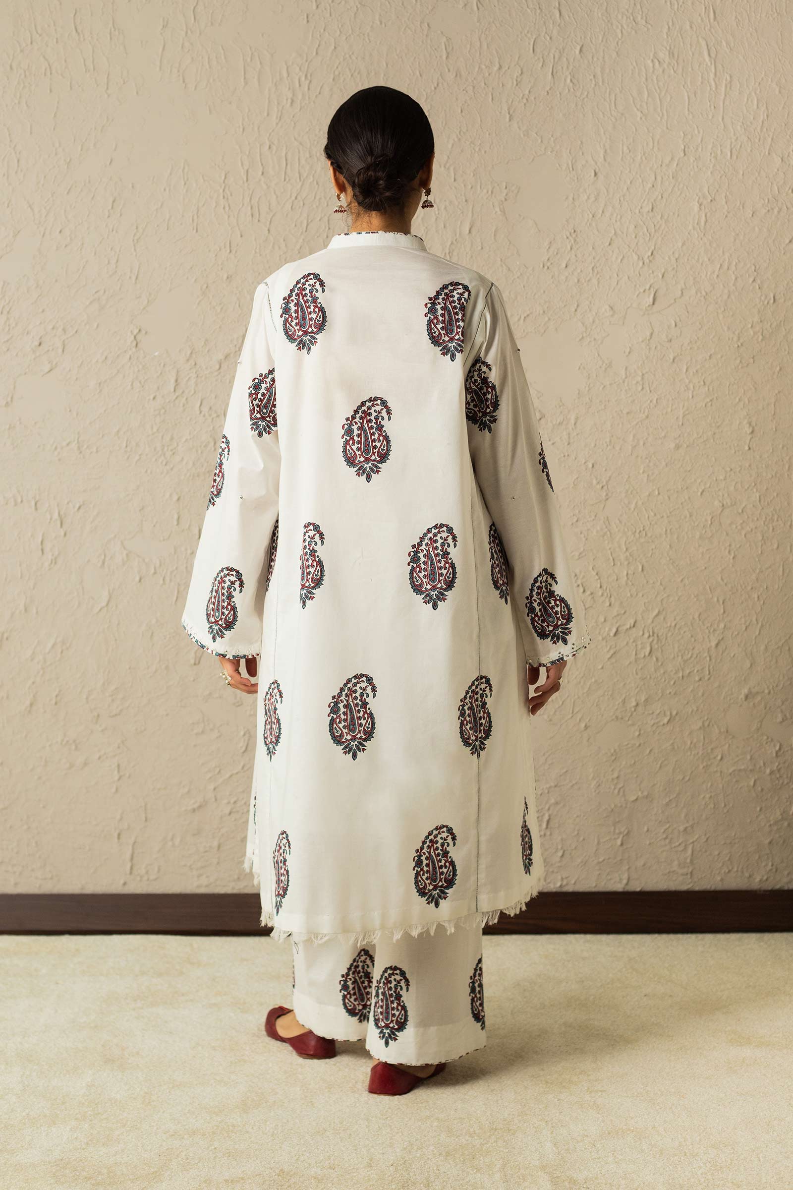 ZHC-025 || SUMMER HAND CRAFTED || ZARA SHAHJAHAN in UK USA UAE online kapraye.com