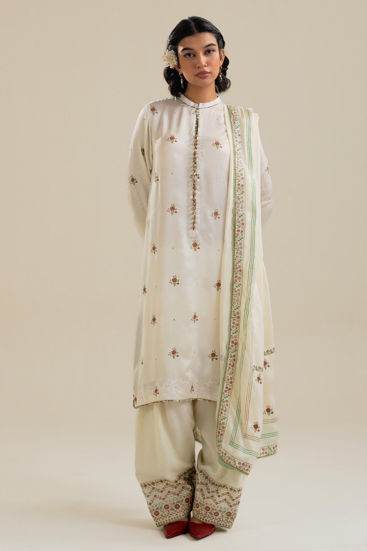 ZHC-041 | HAND CRAFTED | ZARA SHAHJAHAN