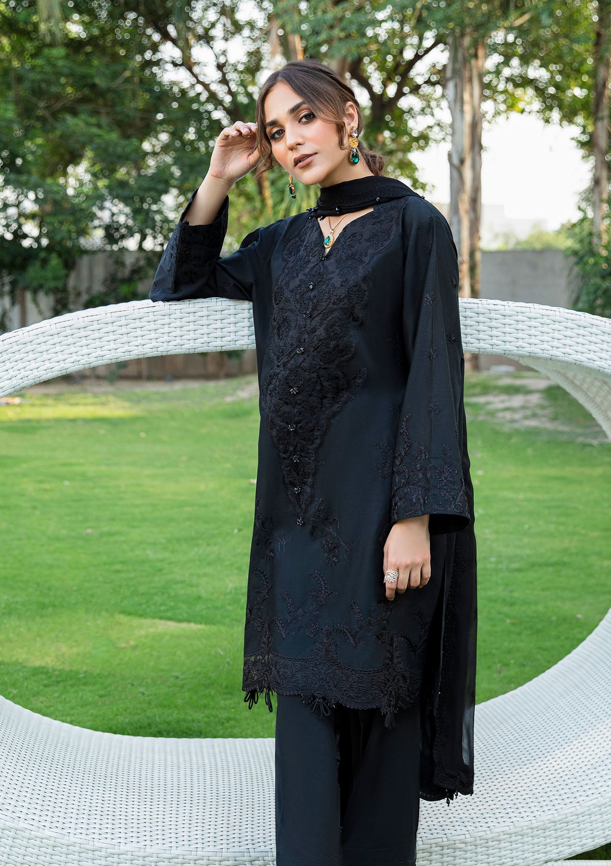 LOOK 05 A || LAWN '23 VOL. 2 || AIK ATELIER in UK USA UAE online kapraye.com