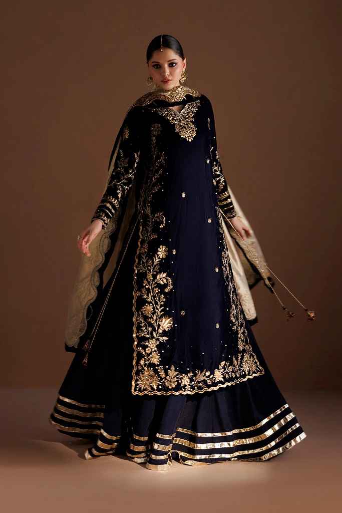IV-85 Embroidered Velvet | VELVET 26 | IZNIK