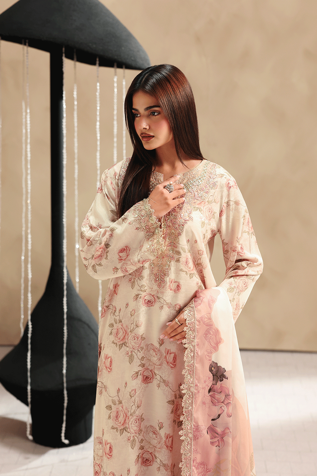 RS-205 | NAQSH RAWSILK | RAMSHA