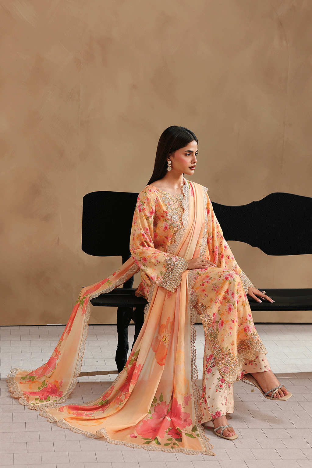 RS-207 | NAQSH RAWSILK | RAMSHA