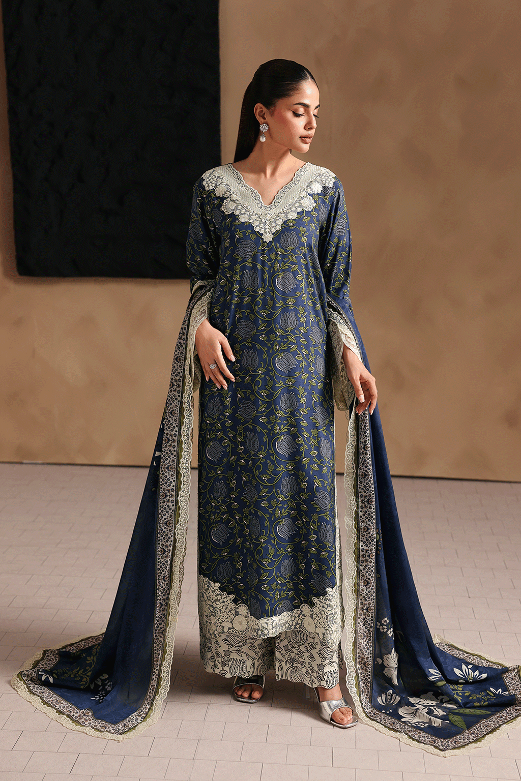 RS-204 | NAQSH RAWSILK | RAMSHA