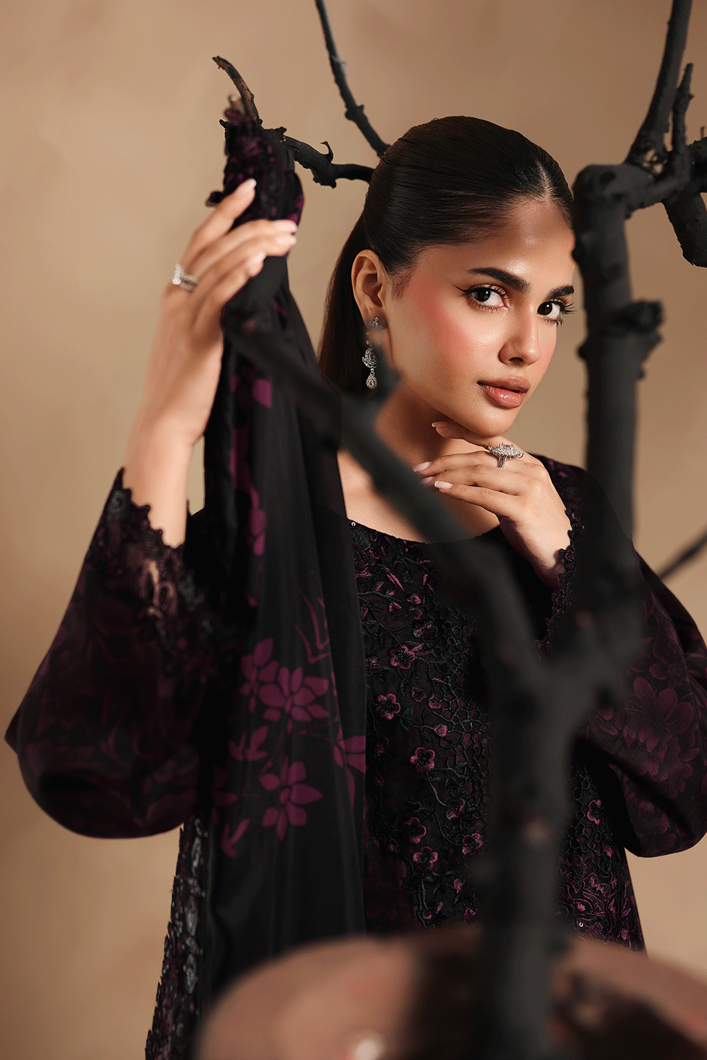 RS-202 | NAQSH RAWSILK | RAMSHA