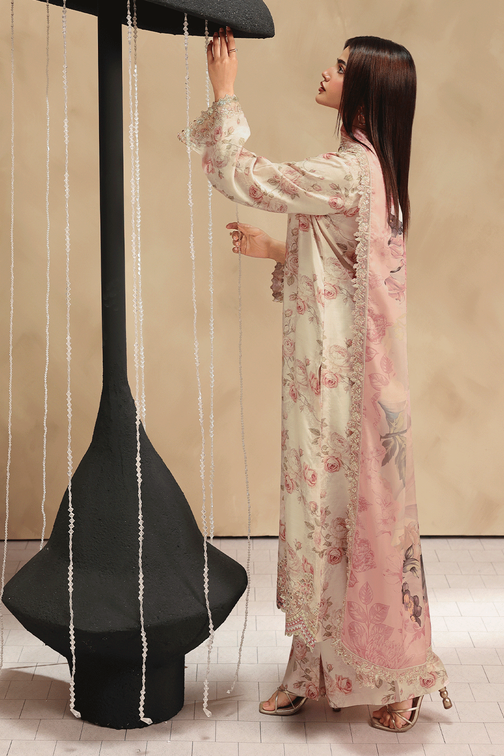 RS-205 | NAQSH RAWSILK | RAMSHA