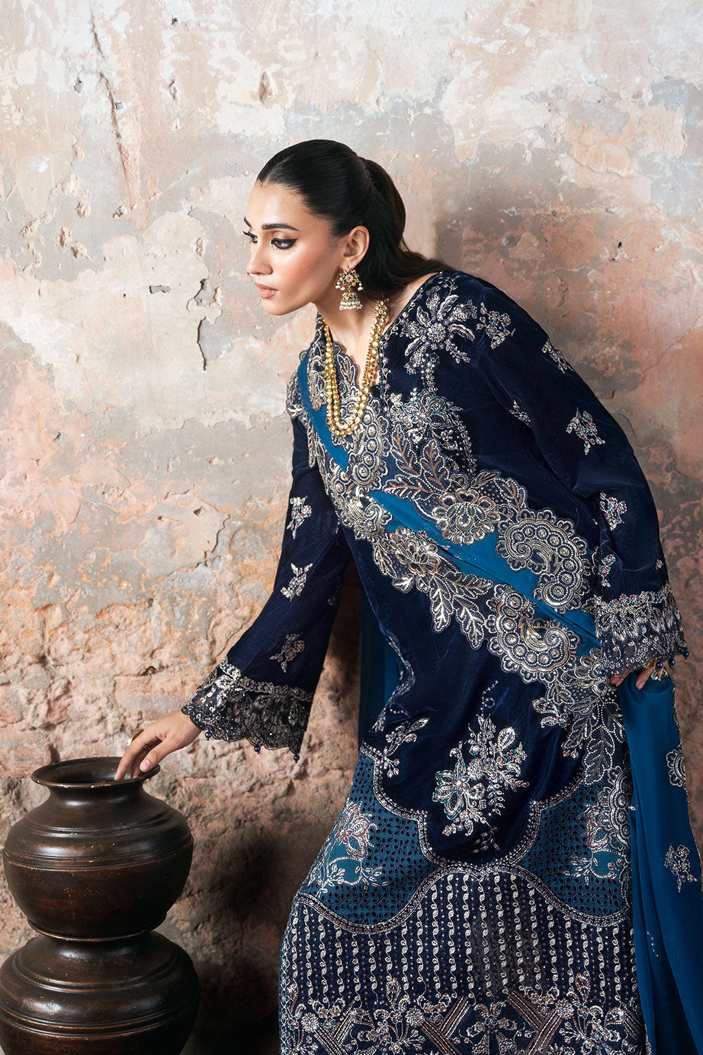 V-703 | LUXURY VELVET | RAMSHA