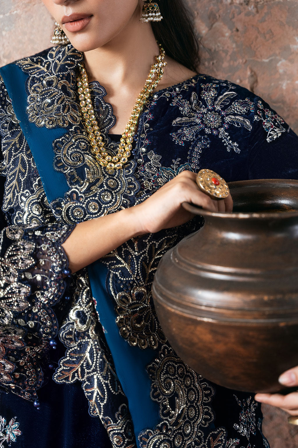 V-703 | LUXURY VELVET | RAMSHA