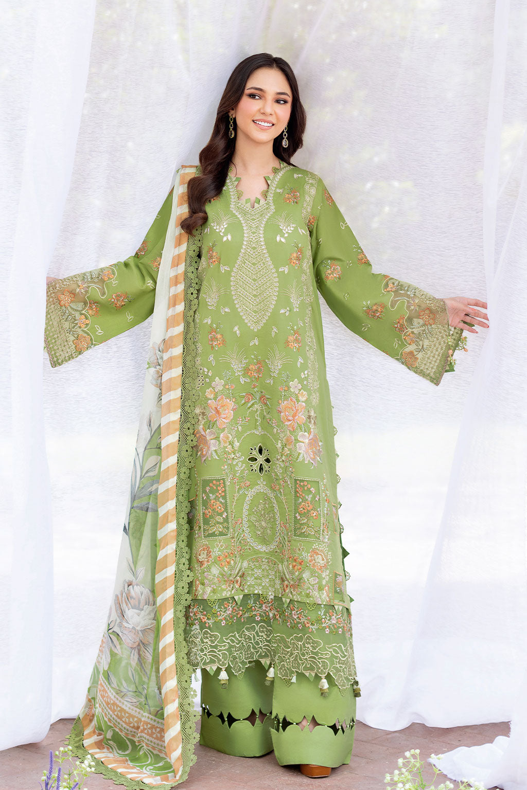 Z-1206 | ANDAAZ COLLECTION | RAMSHA