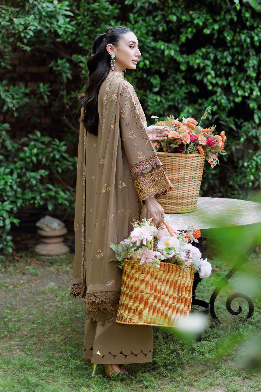 Z-1210 | ANDAAZ COLLECTION | RAMSHA