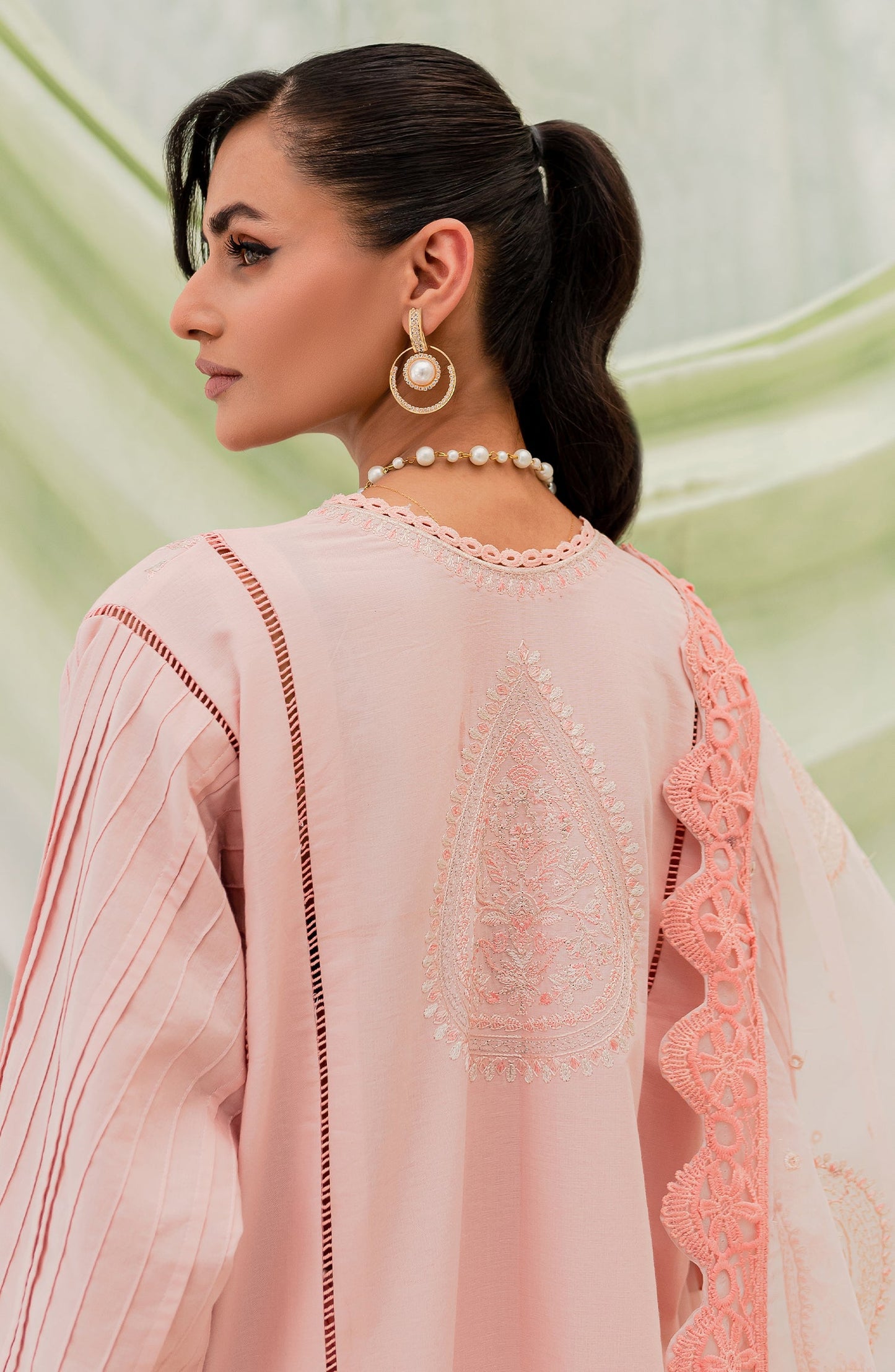 Luxury Lawn - Porna (MLFD-152) || MAHERU || MARYUM N MARIA in UK USA UAE online kapraye.com