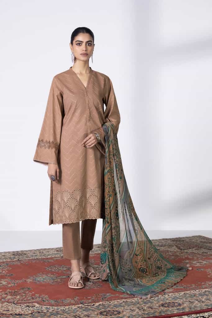 3 Piece - Embroidered Cambric Suit || SIGNATURE || SAPPHIRE in UK USA UAE online kapraye.com