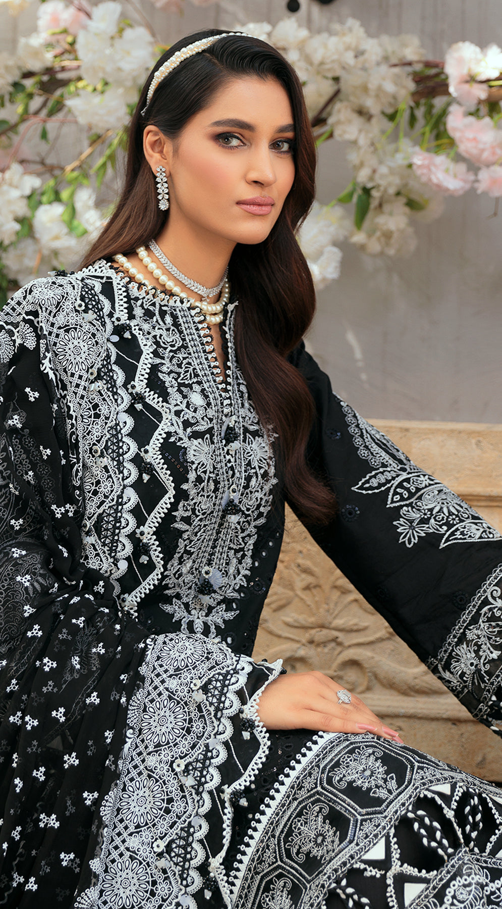 KHADIJA || CHIKANKARI "22 || ANAYA BY KIRAN CHAUDHARY in UK USA UAE online kapraye.com